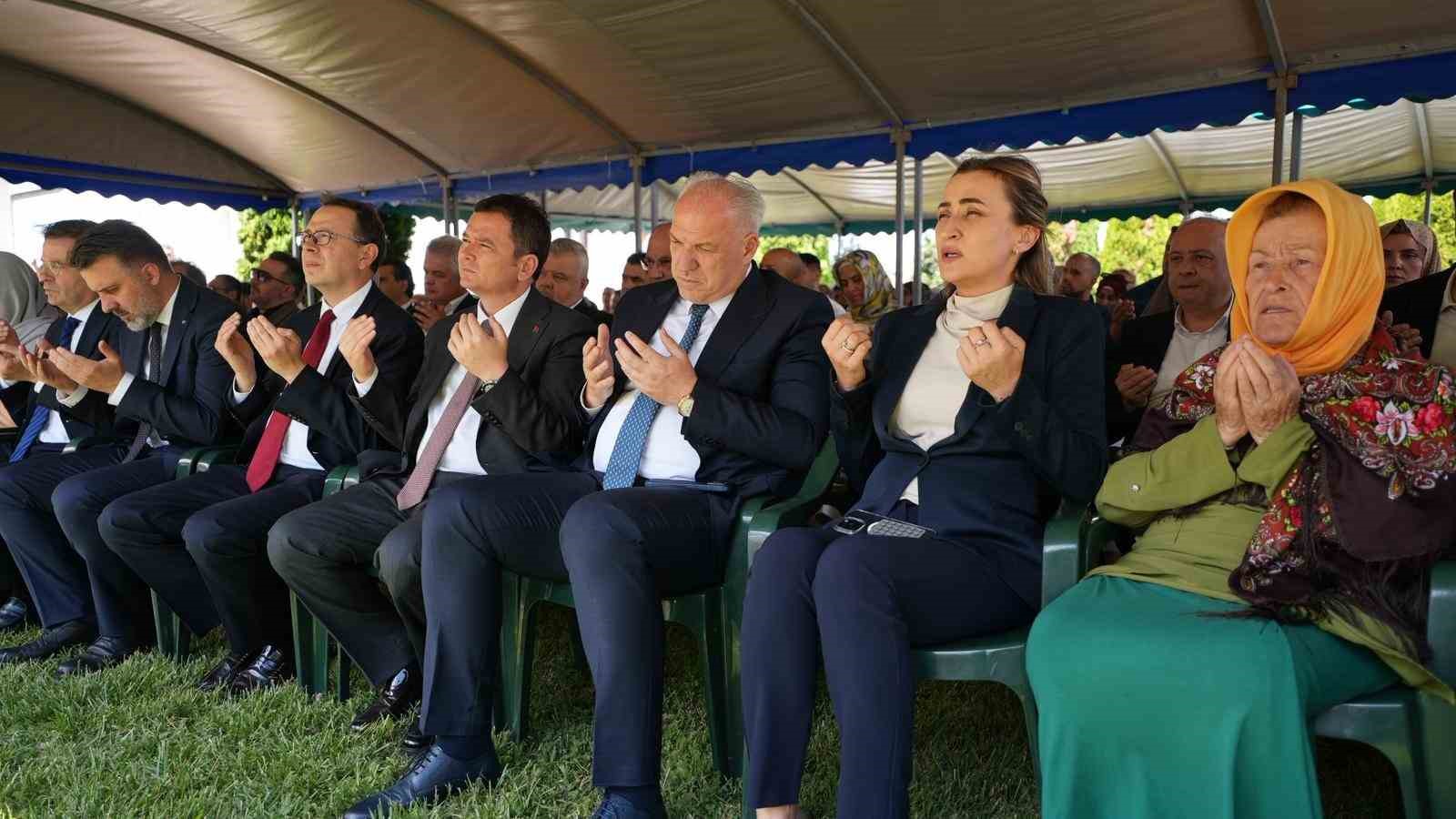 sultan 1 murad hudavendig r han kosovada dualarla anildi 3 jpGeOnu1