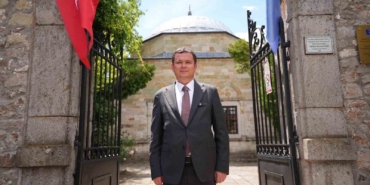 sultan-1-murad-hudavendig-r-han-kosovada-dualarla-anildi-kI1LPTyz.jpg