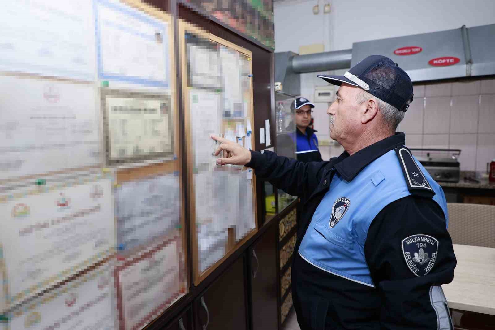 sultanbeyli belediyesi zabita ekiplerinden siki denetim 5