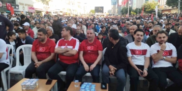 sultanbeyli-kent-meydaninda-vatandaslar-milli-takim-icin-tek-yurek-oldular-bY7tqrfB.jpg