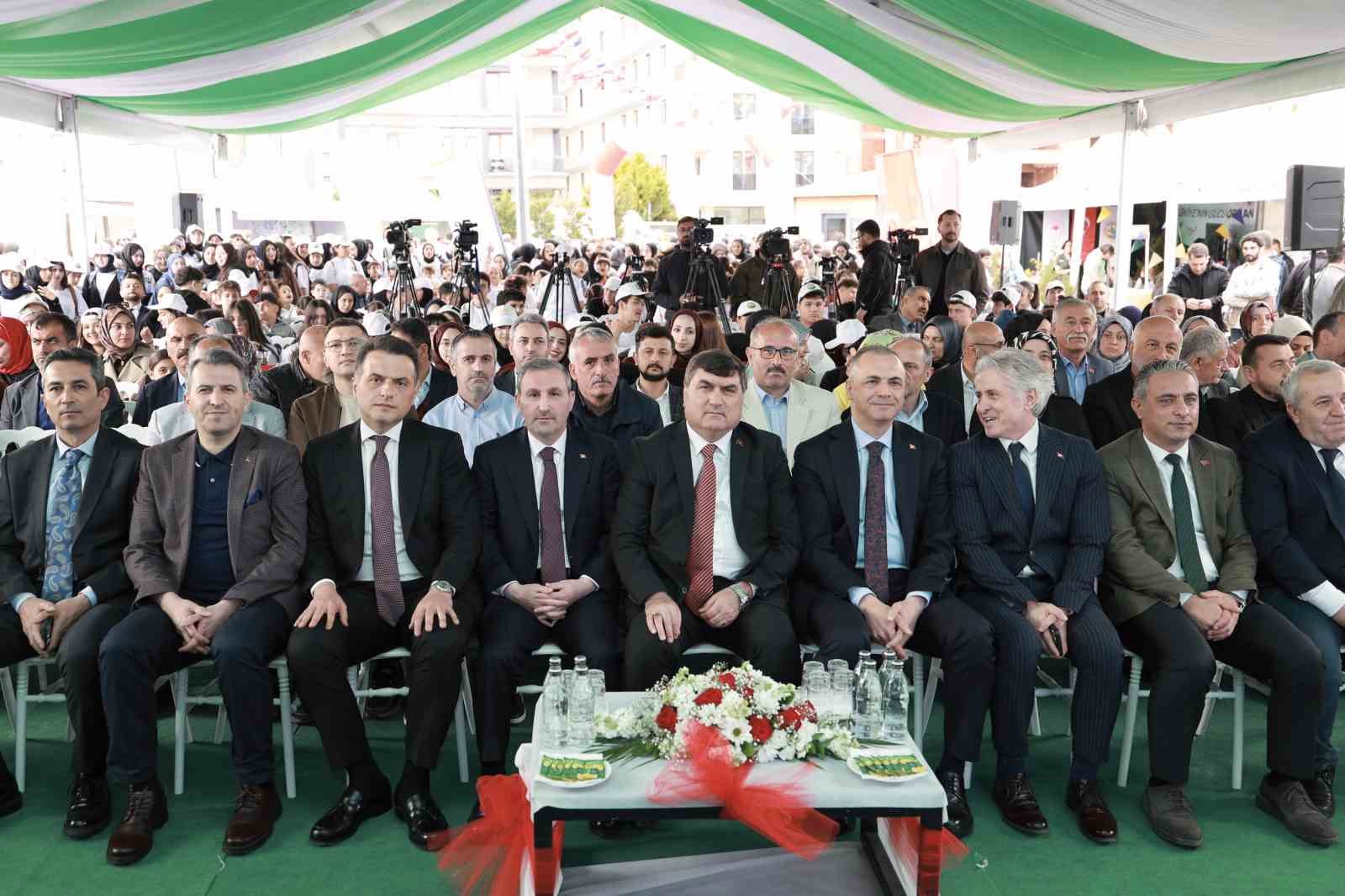 sultanbeylide cevre ve sifir atik festivali basladi 3 M8AY3yUT