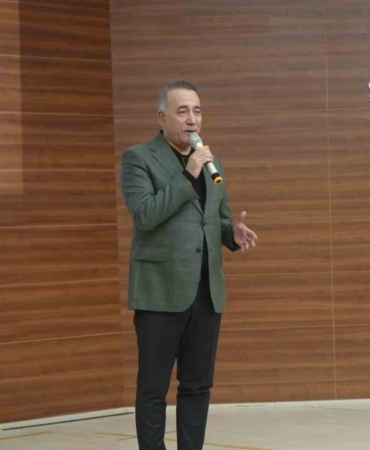 sultangazi-belediye-baskani-abdurrahman-dursun-egitim-ve-kultur-faaliyetleri-bizim-vazgecilmezimiz-A1fMhnI8.jpg