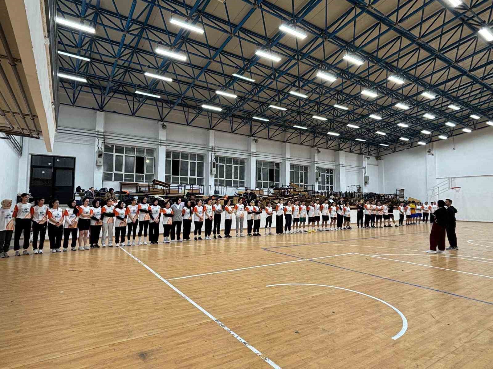 sultangazi belediyesi besyo pmyo poem ve bekcilik kurslarini baslatti 1 lOeOS1Vs