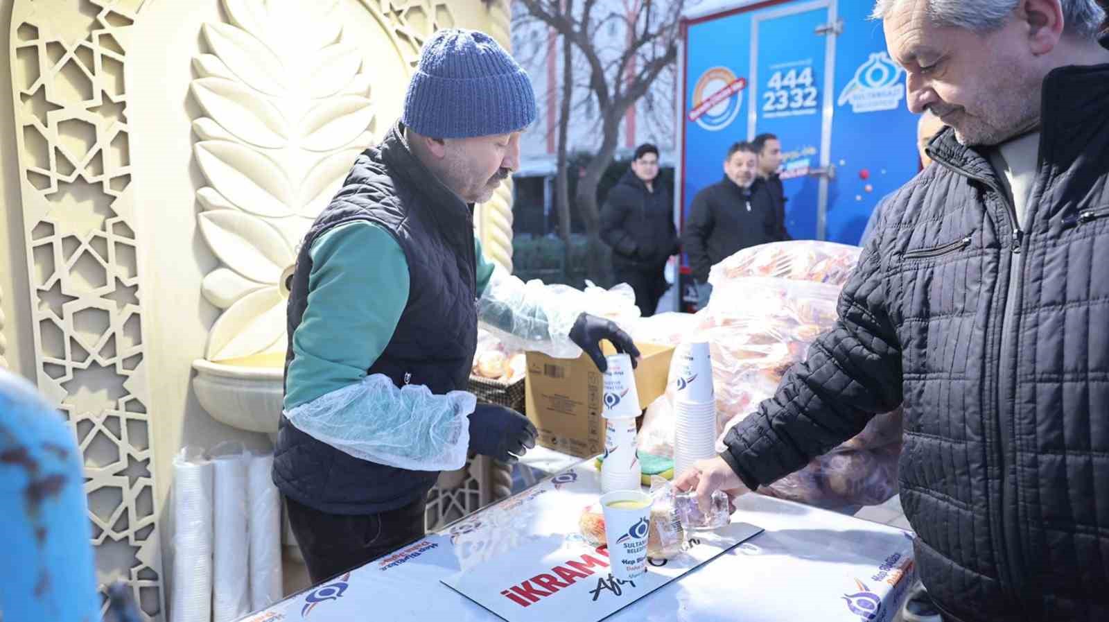sultangazi belediyesinden iftara yetisemeyenler icin sicak corba ikrami 4 wJL7BVYB