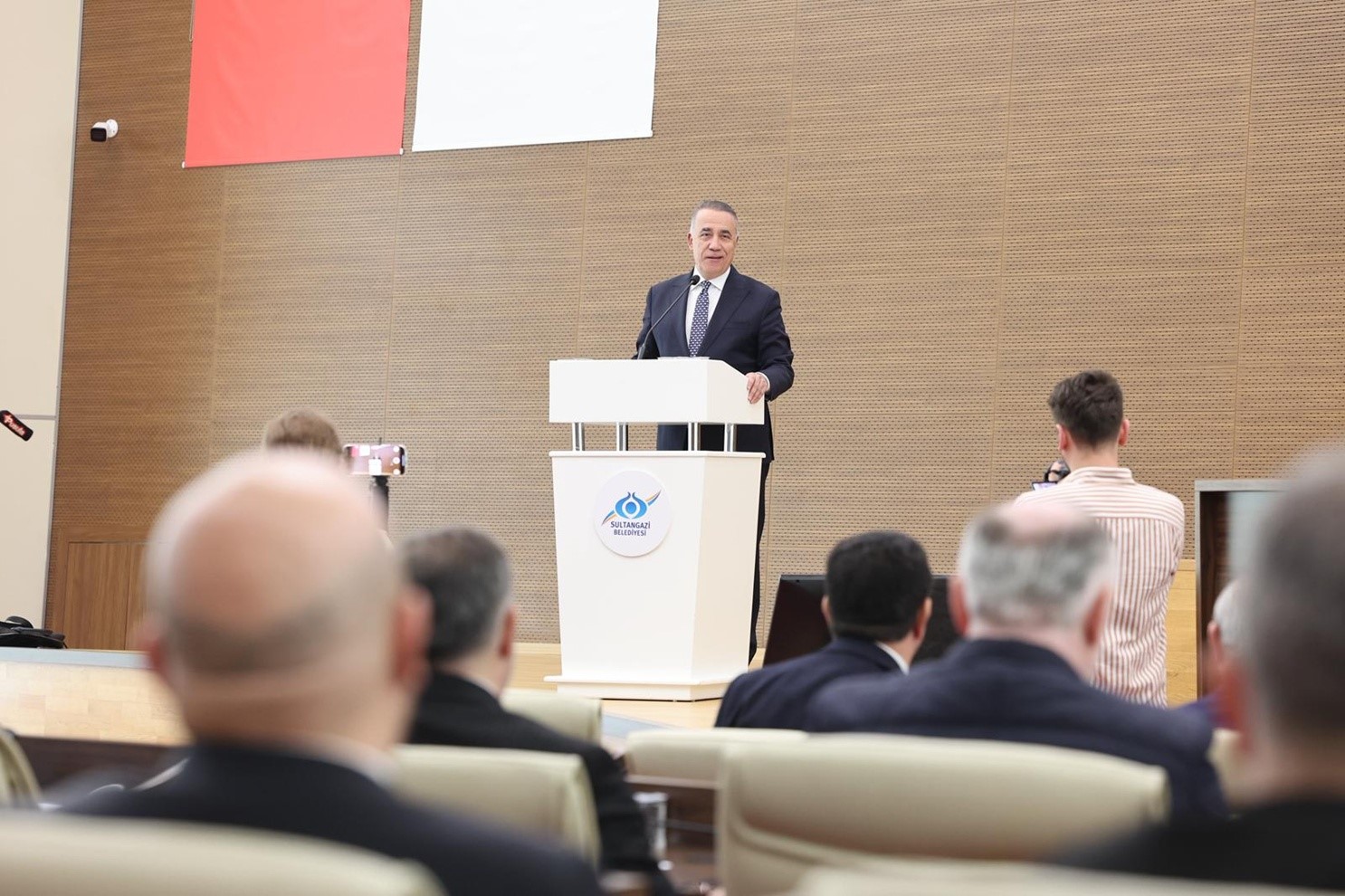 sultangazi belediyesinin 2025 faaliyet raporu meclis onayindan gecti 3