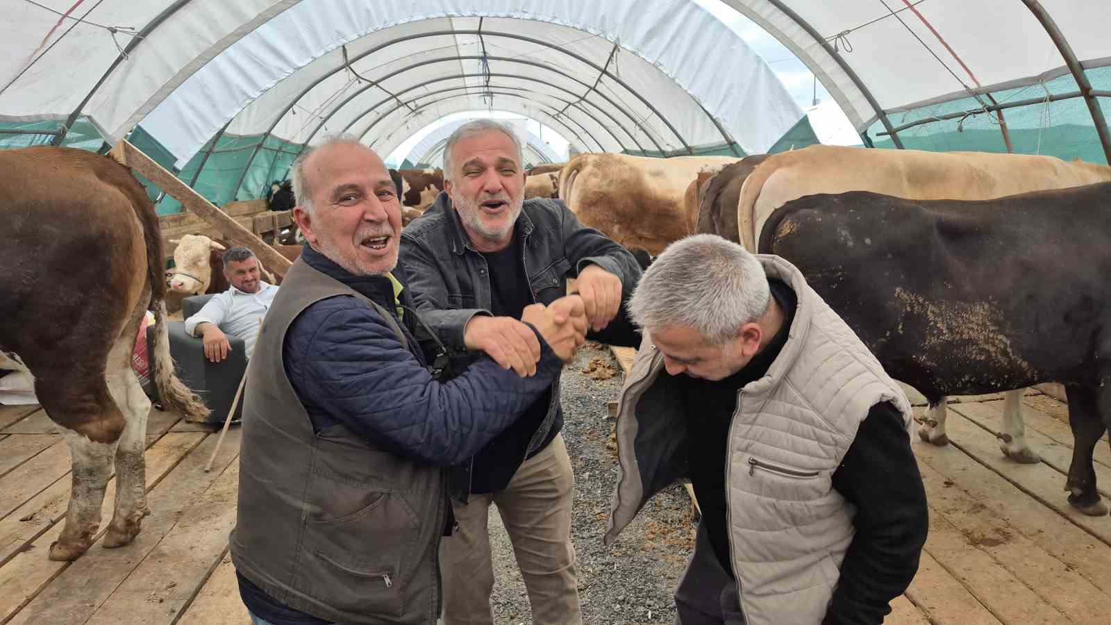 sultangazi kurban pazarinda hareketlilik basladi 2 ScPvHEuw