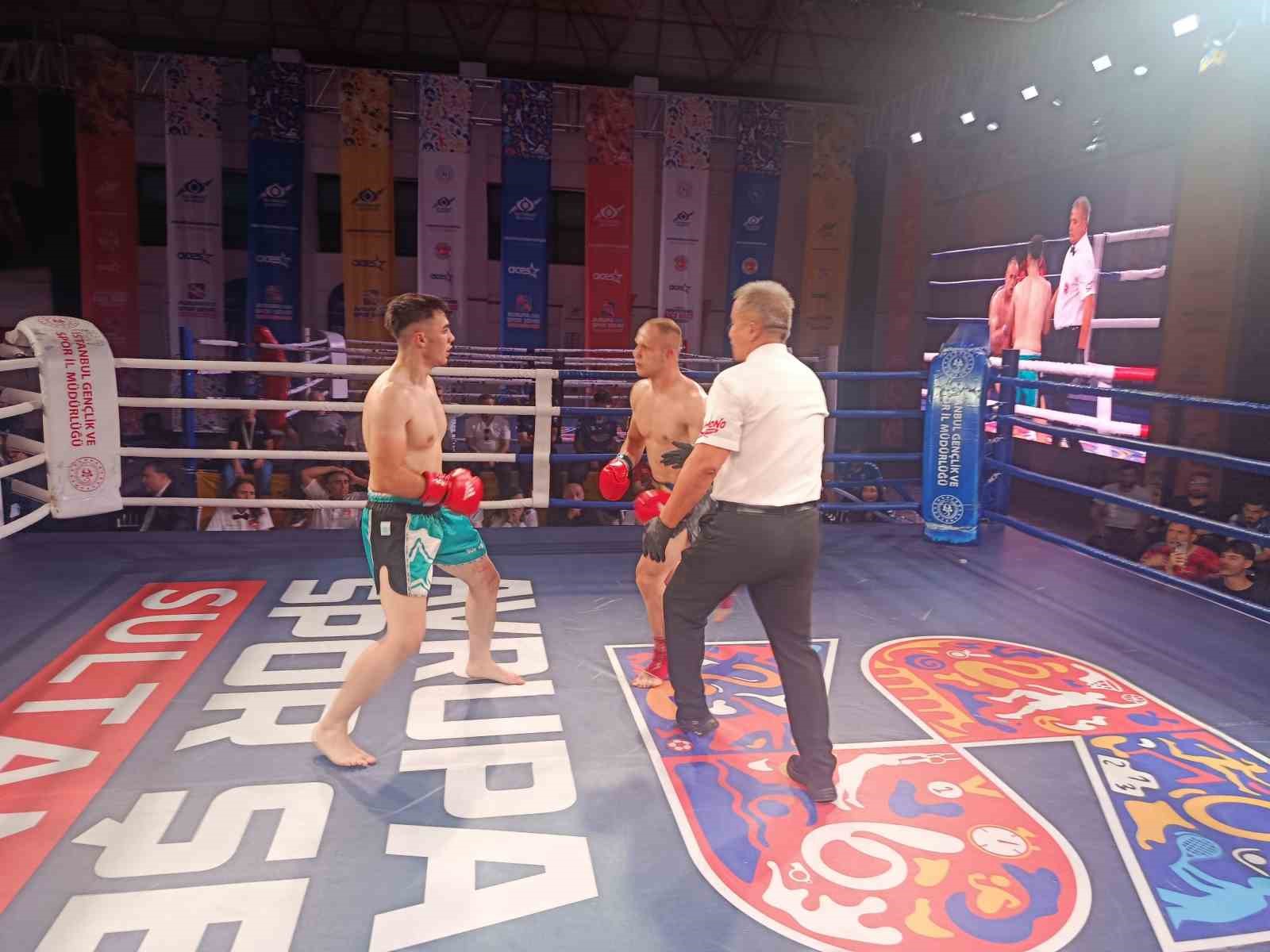 sultangazi turkiye profesyonel kick boks turnuvasina ev sahipligi yapti 1 MP84JyzJ