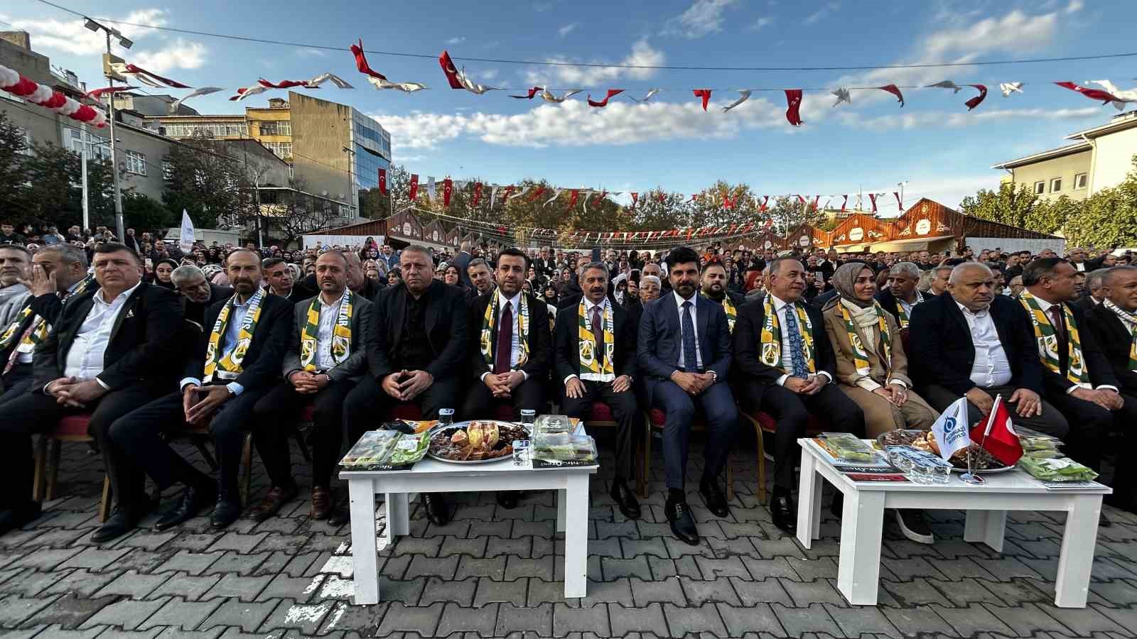 sultangazide adiyaman kultur bulusmalarinda latif dogan ruzgari esti 0
