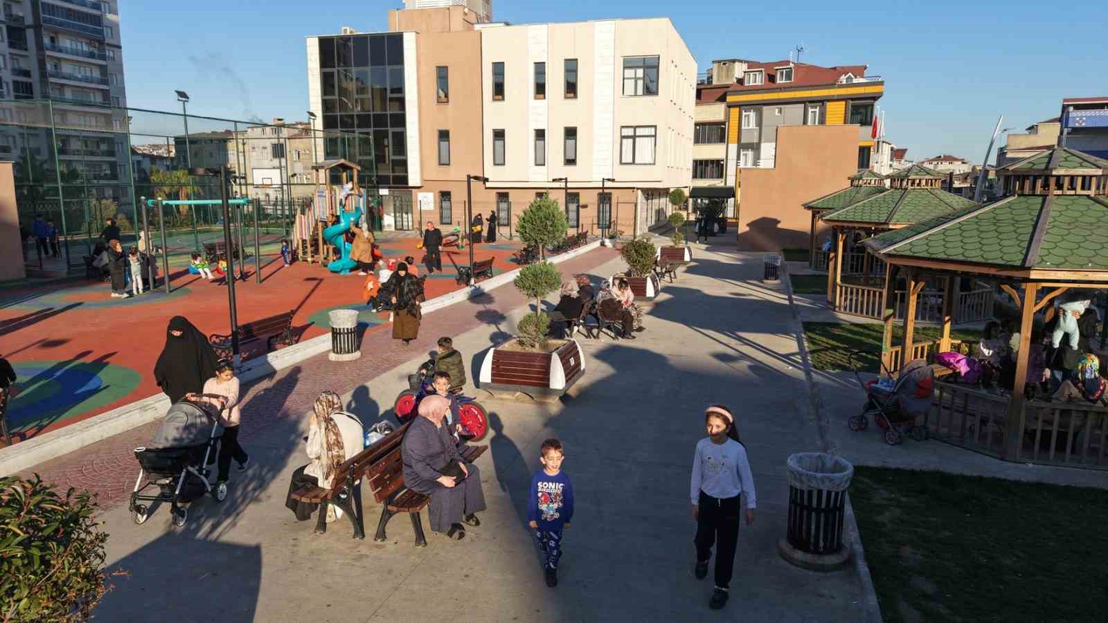 sultangazide d caddesi zeminalti otopark hizmet tesisi park ve aile sagligi merkezi bircok ihtiyaca 8CbuCCXv