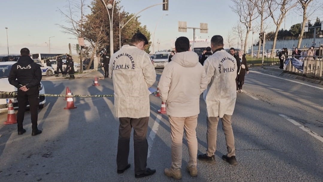 Sultangazi’de kız öğrenciye silahlı saldırı 5 sultangazide kiz ogrenciye silahli saldiri 1 kUYRW7VN
