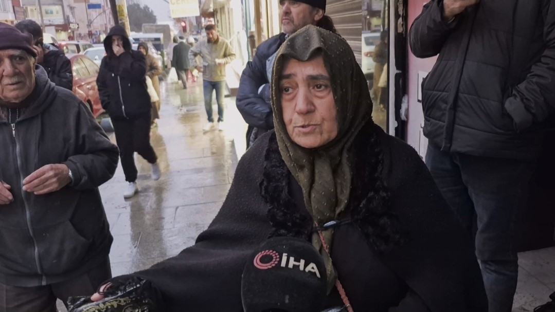 Sultangazi’de kuyumcu vurgunu: Altınları alıp kayıplara karıştı 6 sultangazide kuyumcu vurgunu altinlari alip kayiplara karisti 2 nzEkzYrZ