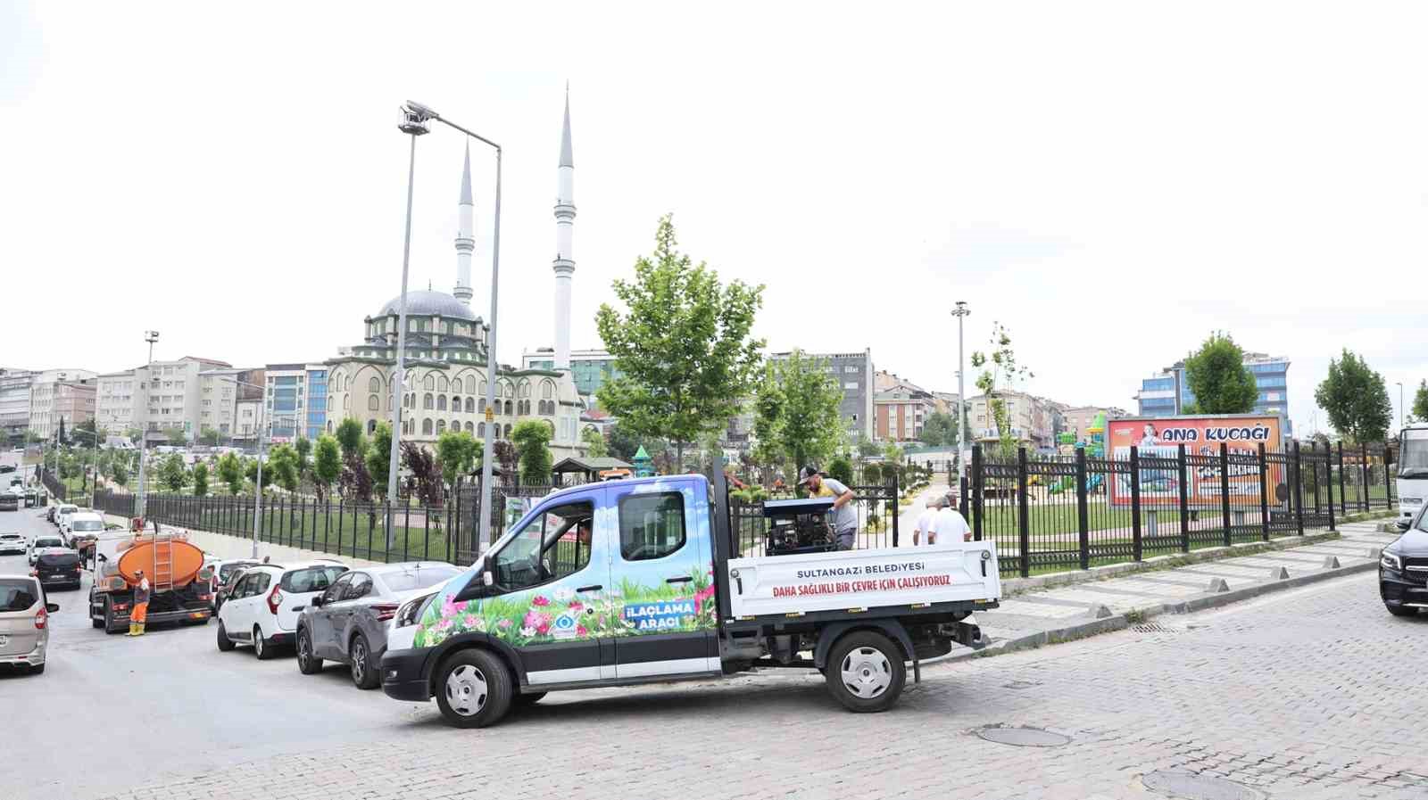 sultangazide yesil alanlari ilaclama calismalari suruyor 0 VCMGkf9c