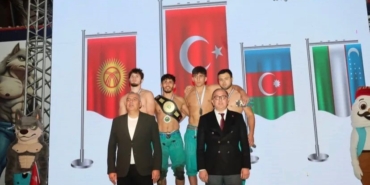 sultangazili-guresci-dunya-sampiyonu-pkEnPzlE.jpg