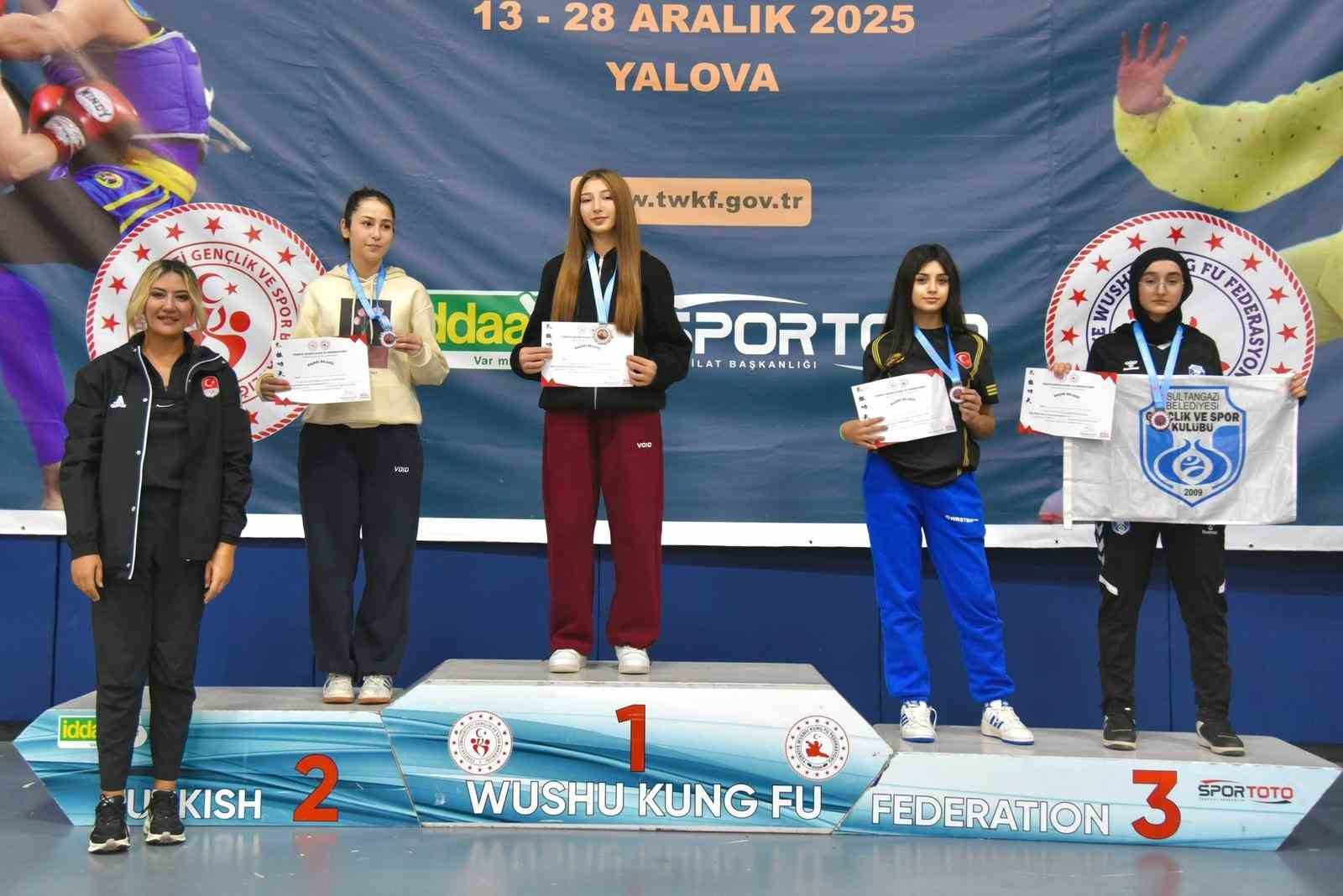 sultangazili sporcular turkiye sampiyonasinda 18 madalya kazandi 3 Sm244tvg