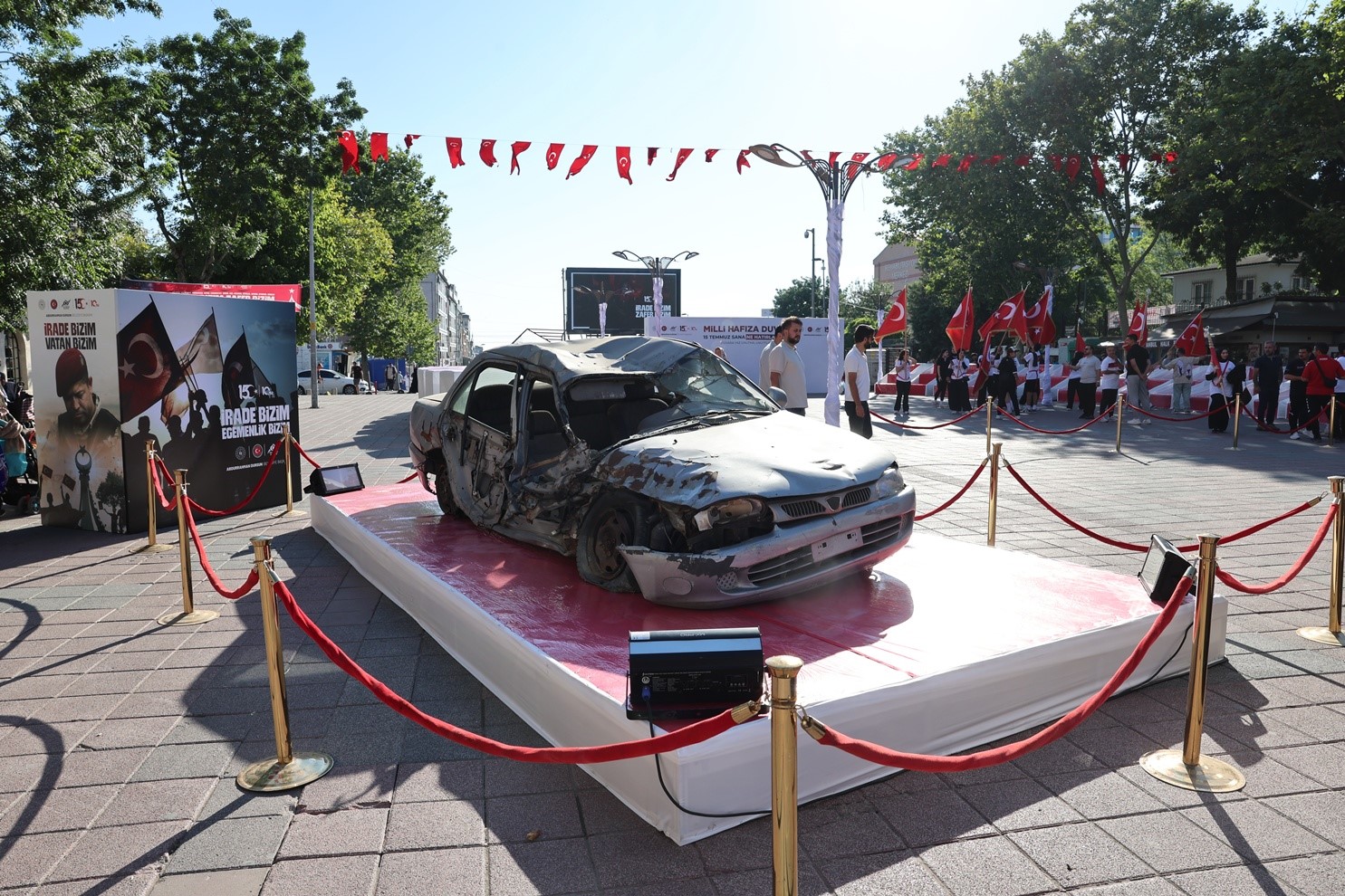 sultangazililer 15 temmuzda yine demokrasi nobetindeydi 2 ivDHNvUe