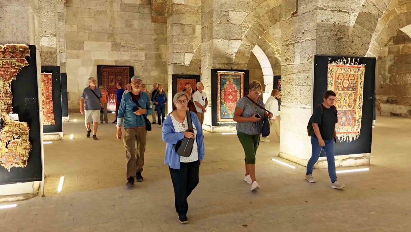 sultanhani kervansarayi yerli ve yabanci turistlerin ilgi odagi 1 UeZjpG5w