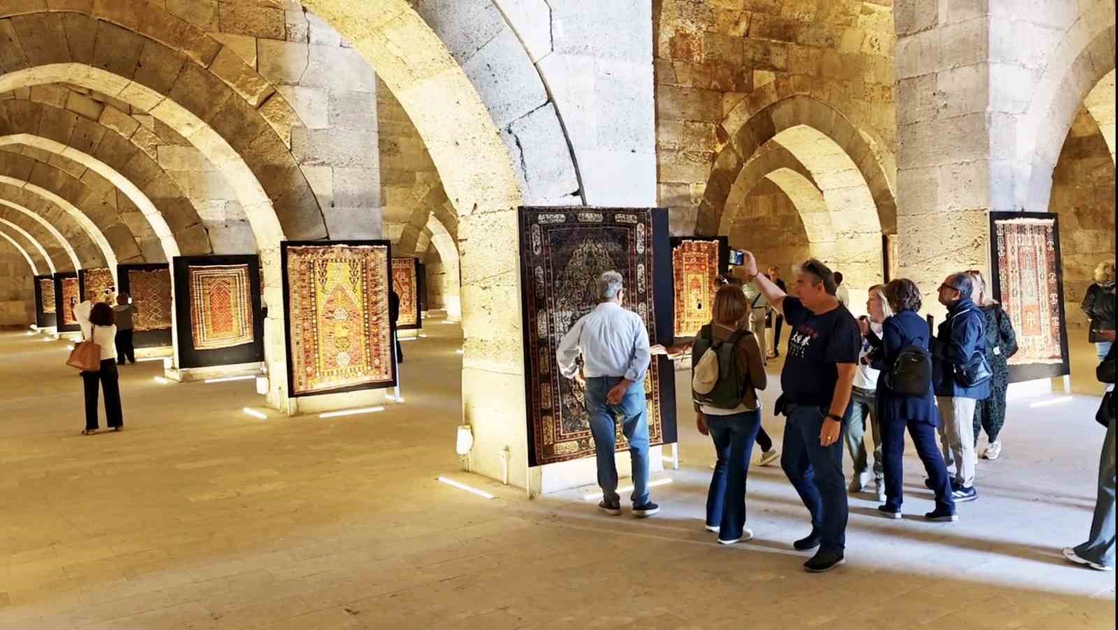 sultanhani kervansarayi yerli ve yabanci turistlerin ilgi odagi 3 J54ChC2y