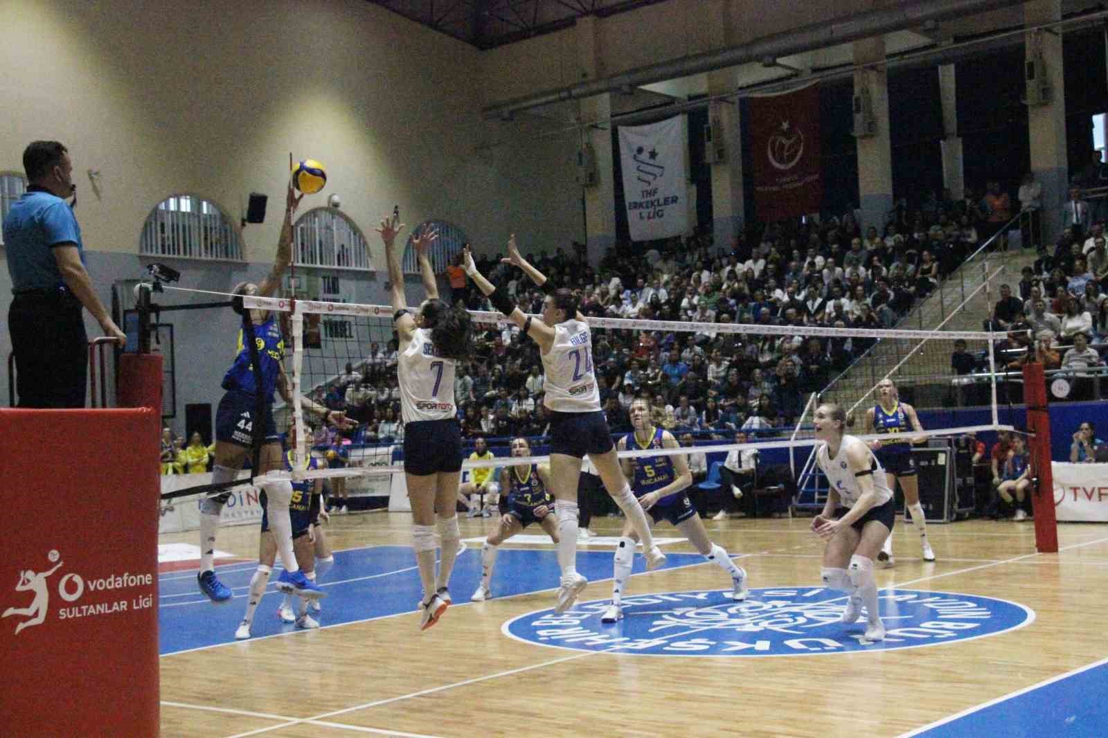 Sultanlar Ligi: Aydın Büyükşehir Belediyespor: 1 - Fenerbahçe Medicana: 3 7 sultanlar ligi aydin buyuksehir belediyespor 1 fenerbahce medicana 3 3 gnfVNvD6
