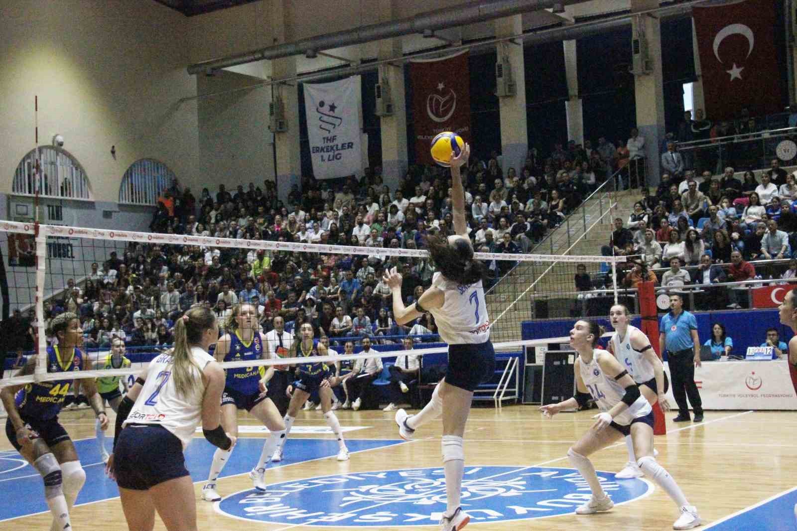 Sultanlar Ligi: Aydın Büyükşehir Belediyespor: 1 - Fenerbahçe Medicana: 3 8 sultanlar ligi aydin buyuksehir belediyespor 1 fenerbahce medicana 3 4