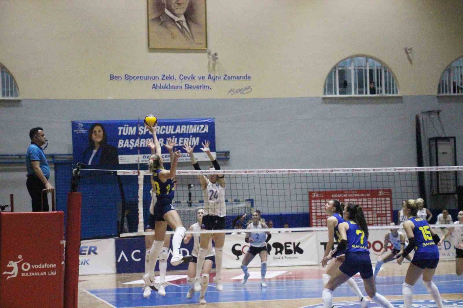 Sultanlar Ligi: Aydın Büyükşehir Belediyespor: 1 - Fenerbahçe Medicana: 3 12 sultanlar ligi aydin buyuksehir belediyespor 1 fenerbahce medicana 3 8 inqdk7fN