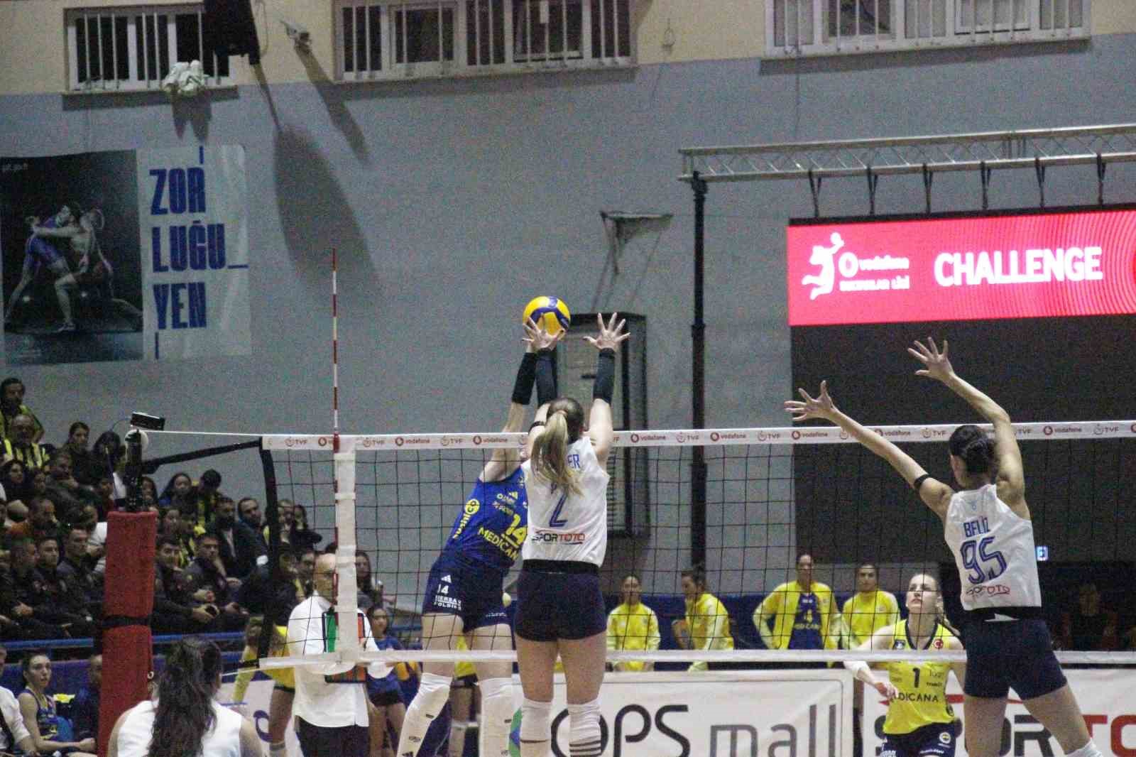 Sultanlar Ligi: Aydın Büyükşehir Belediyespor: 1 - Fenerbahçe Medicana: 3 13 sultanlar ligi aydin buyuksehir belediyespor 1 fenerbahce medicana 3 9 1nqnCQNp