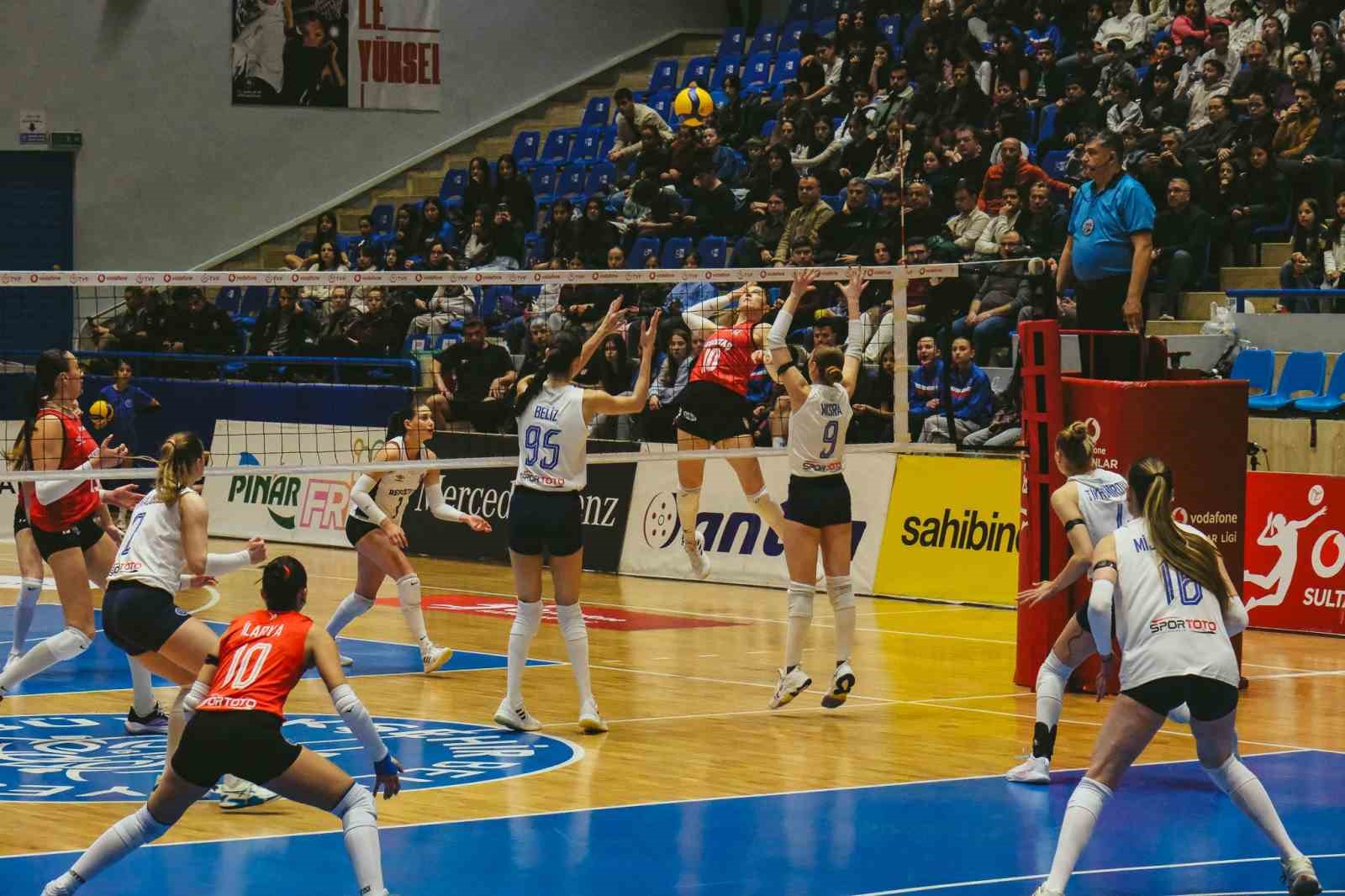 Sultanlar Ligi: Aydın Büyükşehir Belediyespor: 2 - Beşiktaş: 3 8 sultanlar ligi aydin buyuksehir belediyespor 2 besiktas 3 4 uFkjBDPS