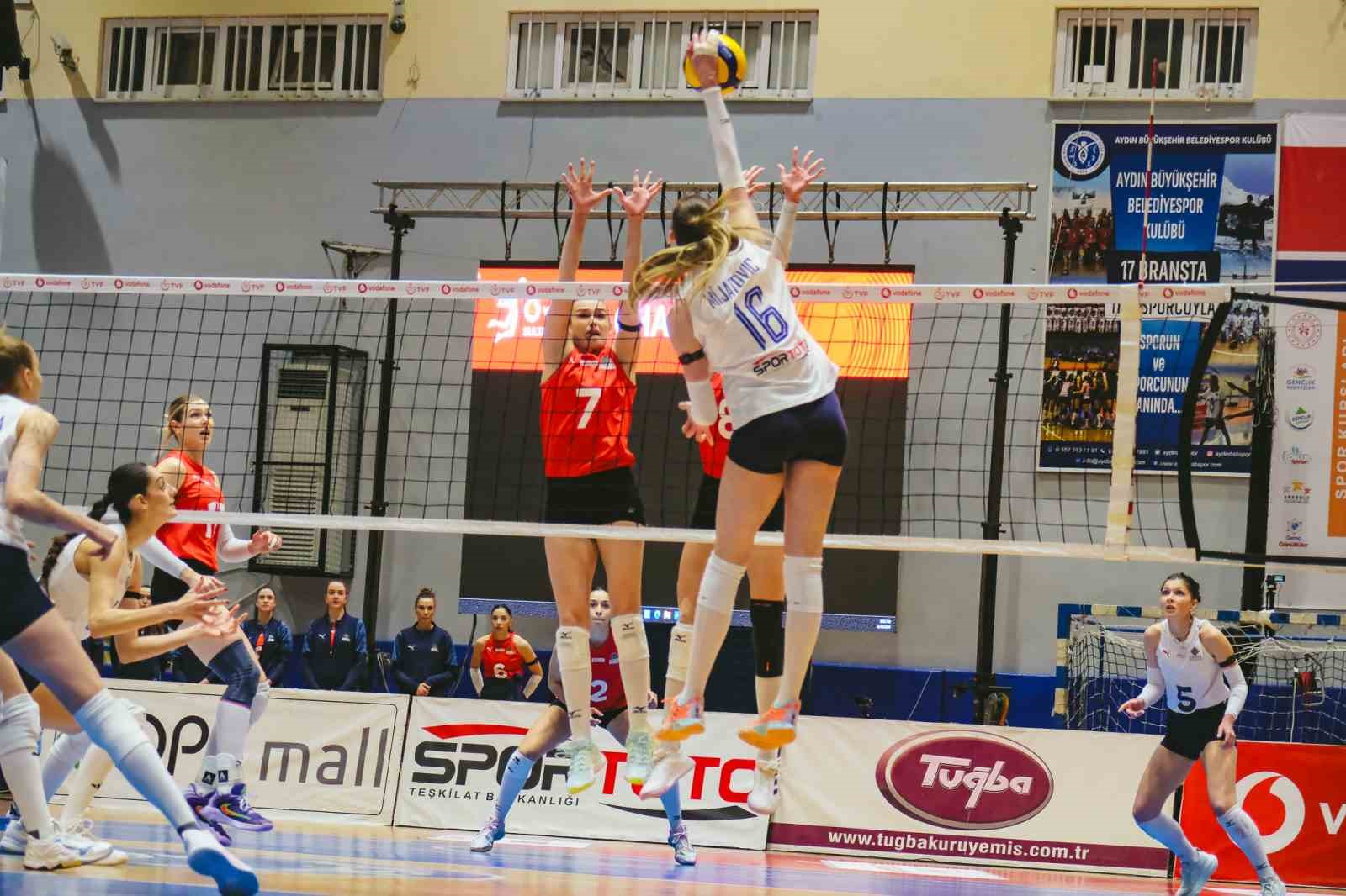 sultanlar ligi aydin buyuksehir belediyespor 3 ilbank 2 0 nz1THYyZ