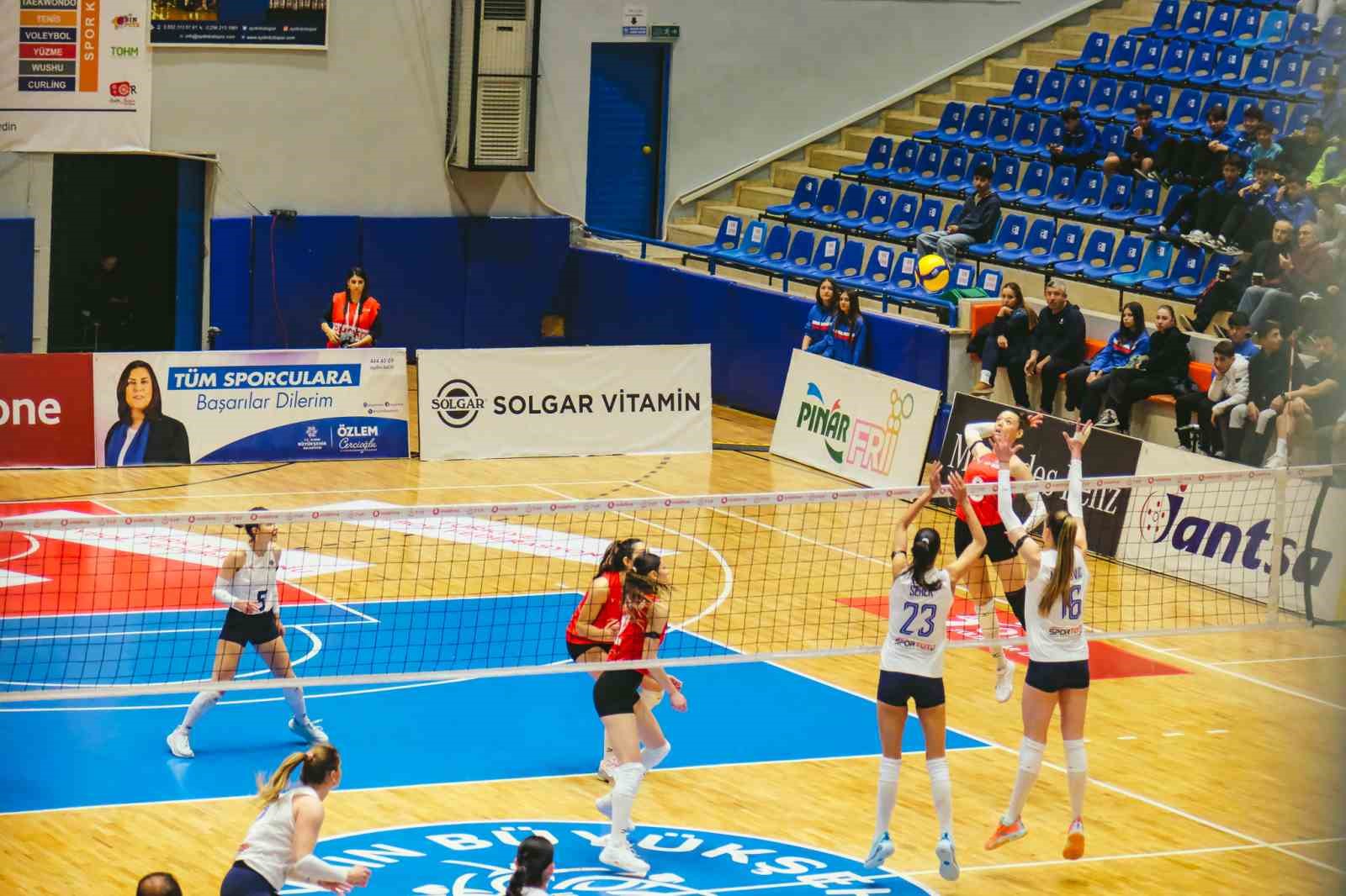 sultanlar ligi aydin buyuksehir belediyespor 3 ilbank 2 4