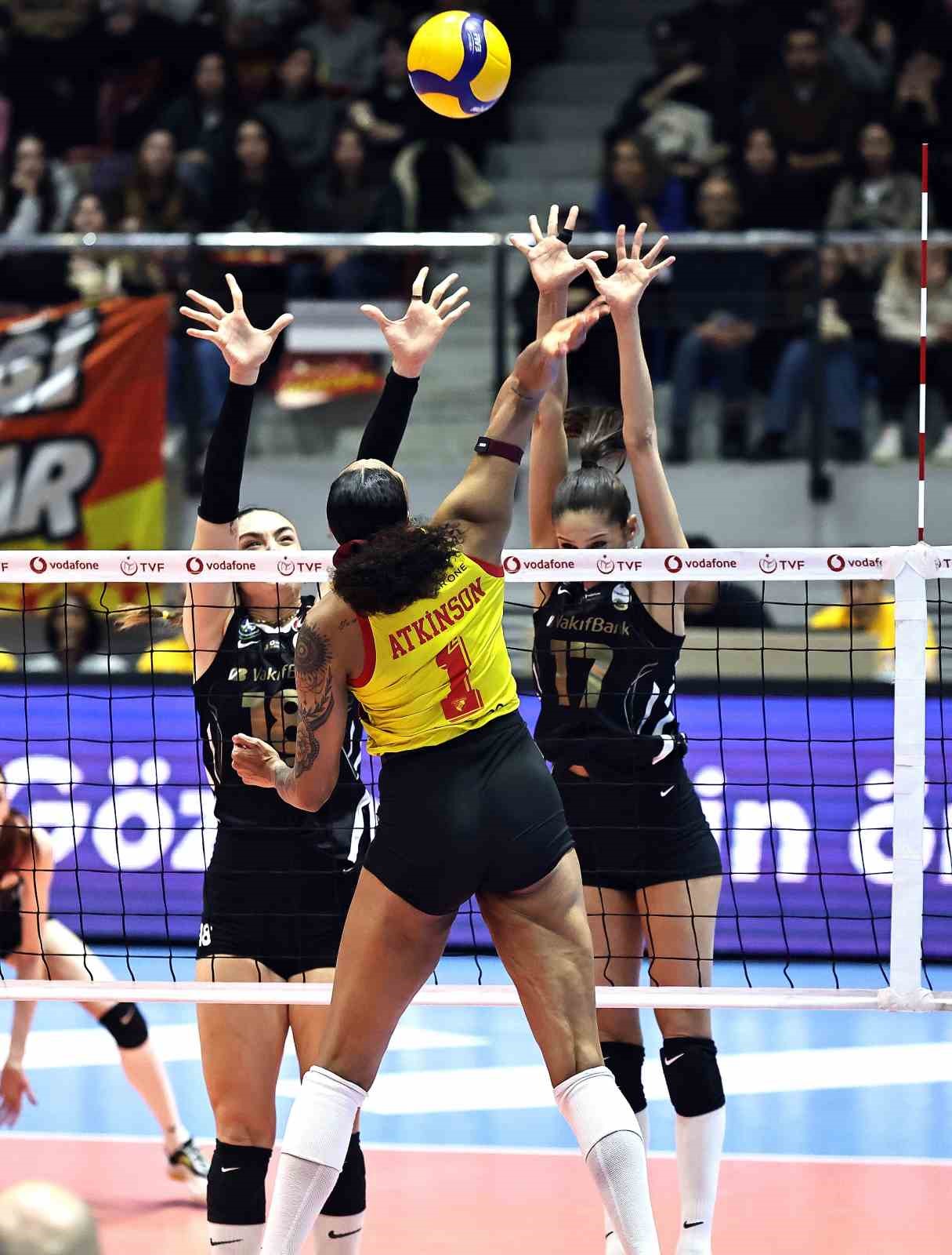 Sultanlar Ligi: Göztepe Voleybol: 1- V. Bank: 3 5 sultanlar ligi goztepe voleybol 1 v bank 3 1 M1YuMHYP