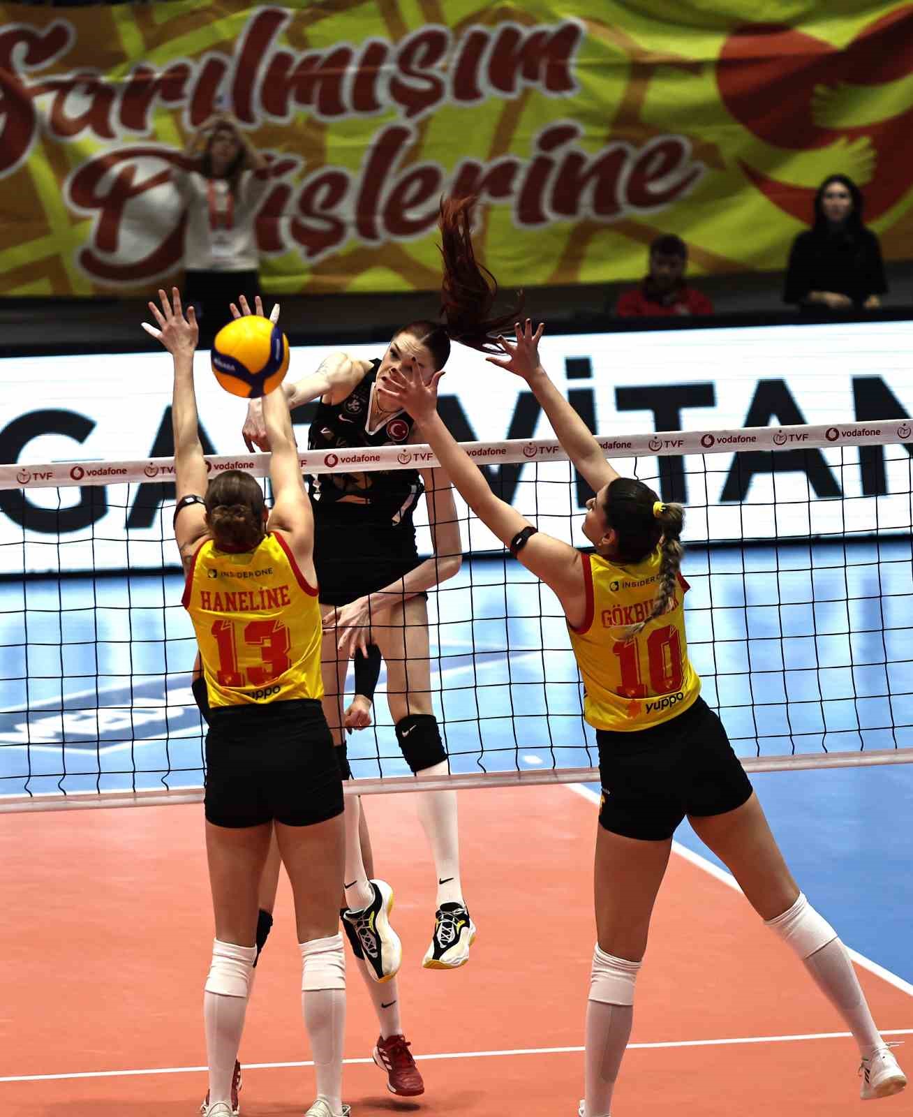 Sultanlar Ligi: Göztepe Voleybol: 1- V. Bank: 3 6 sultanlar ligi goztepe voleybol 1 v bank 3 2 lM73kOTu