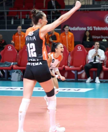 sultanlar-ligi-turk-hava-yollari-0-eczacibasi-dynavit-3-2ITQUGjG.jpg