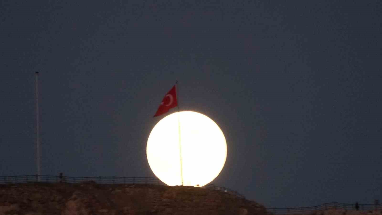 super ay goz kamastirdi 2