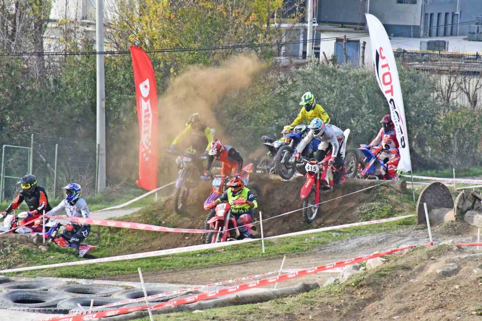 super enduro sezonu iznikte tamamlandi 4 GCM867uR