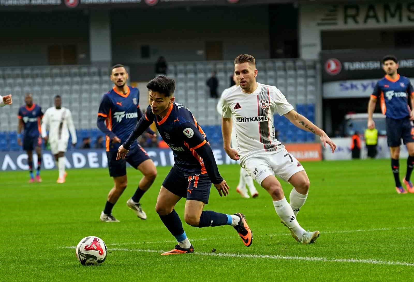 super ligde sezonun ilk yarisi tamamlandi 5 OwSL6MfN
