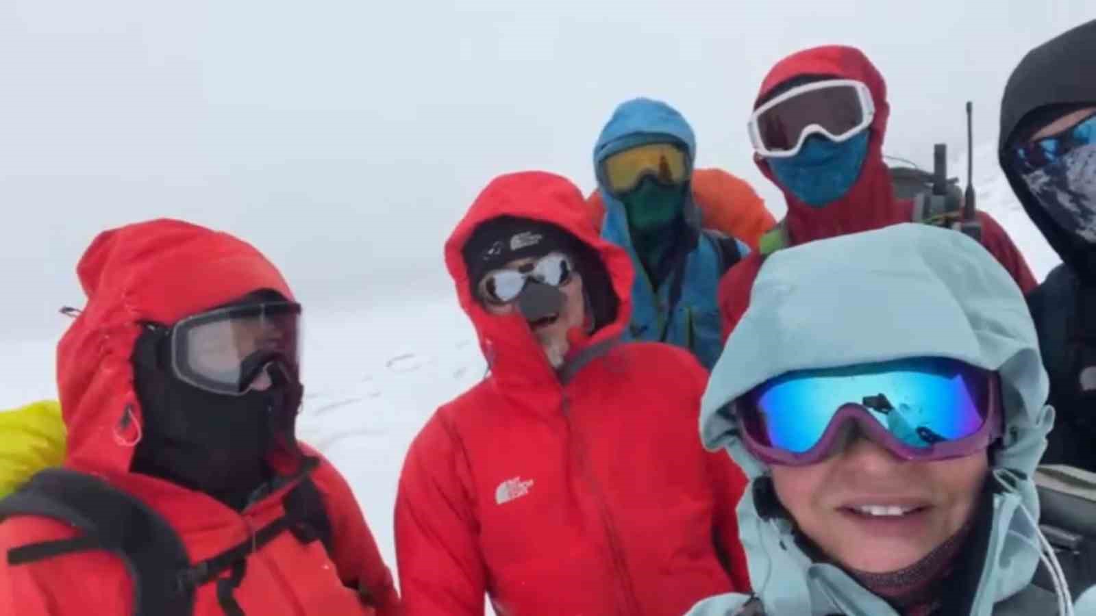 suphan dagi tirmanisi hava muhalefetine takildi 2 MgzbPMEz