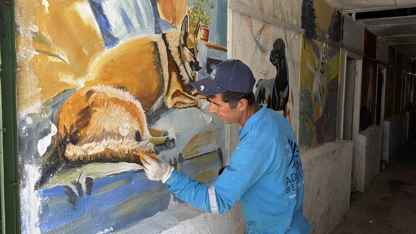 supurgesiyle temizlik fircasiyla sanat yapiyor 4 z5G3cNzh