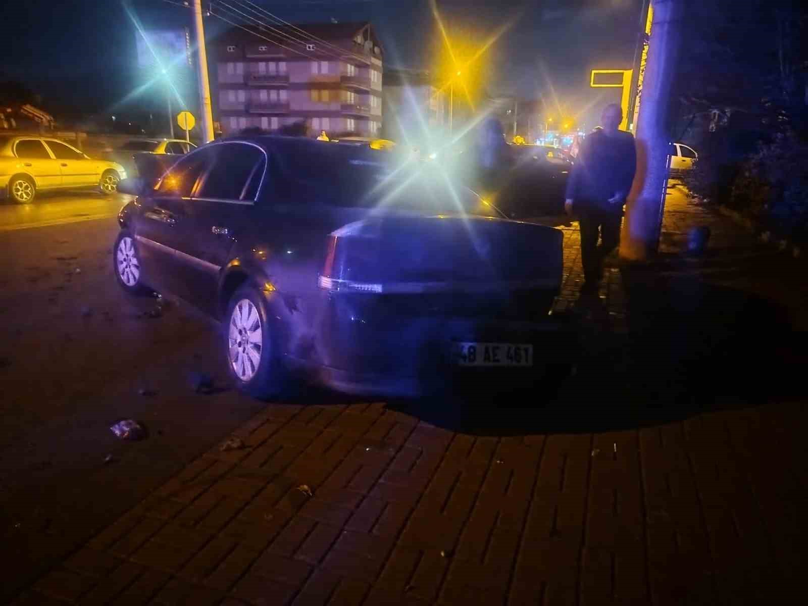 Süratli otomobilin çarptığı elektrikli bisiklet sürücüsü kadın hayatını kaybetti 5 suratli otomobilin carptigi elektrikli bisiklet surucusu kadin hayatini kaybetti 1 zt8gzESq