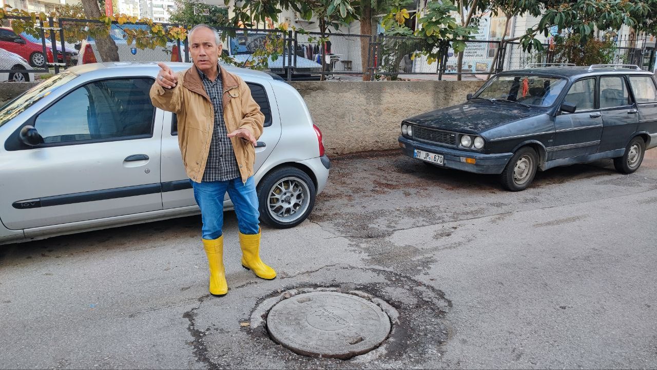 surekli su basan bodrum kata kontrol kalemiyle suyu test ederek giriyorlar 1 KFgda78E