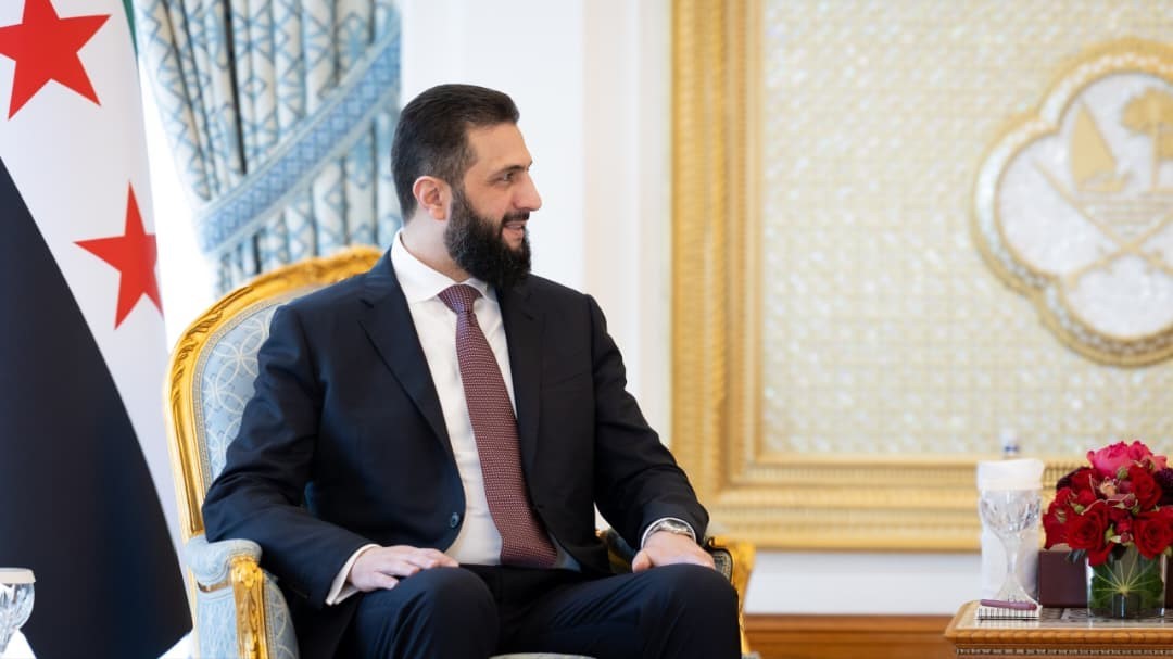 Suriye Devlet Başkanı eş-Şara, Katar Emiri al-Thani ile görüştü 10 suriye devlet baskani es sara katar emiri al thani ile gorustu 6 1LQ3Q4Tf