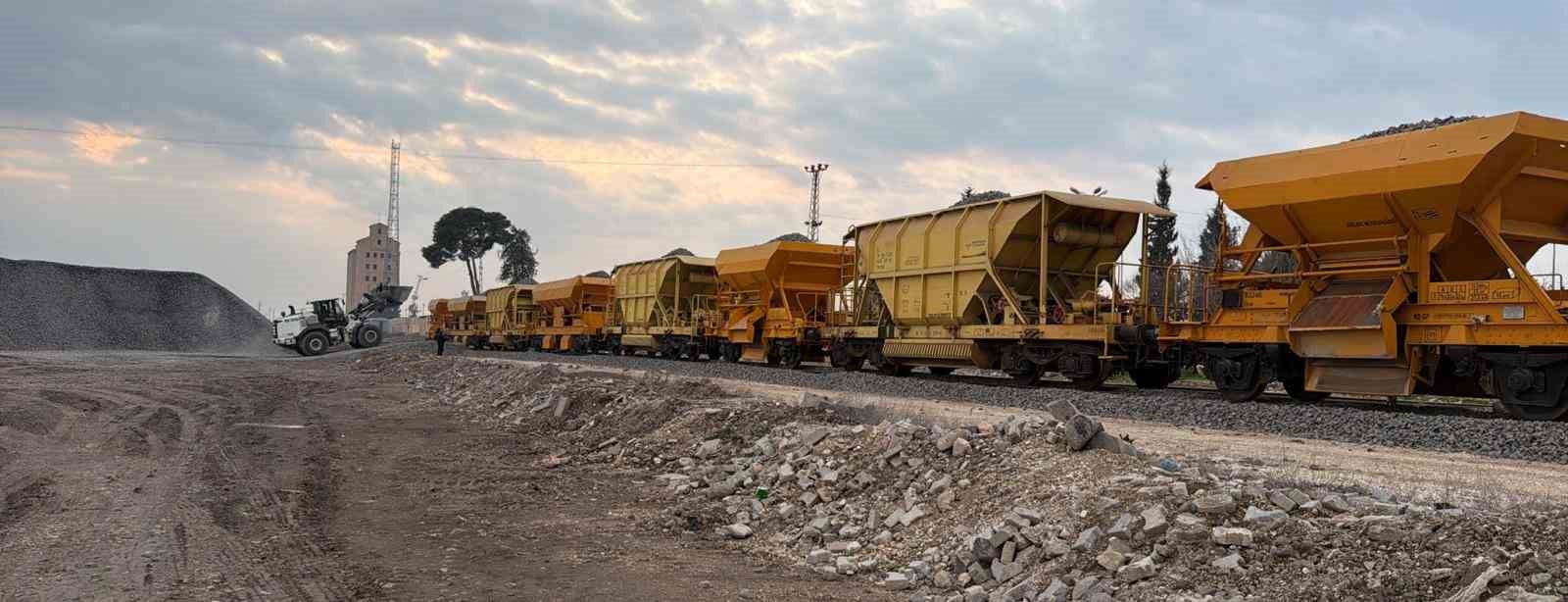 suriye sinirindaki 350 kilometrelik hat tren trafigine acildi 2 zFT9BPKh