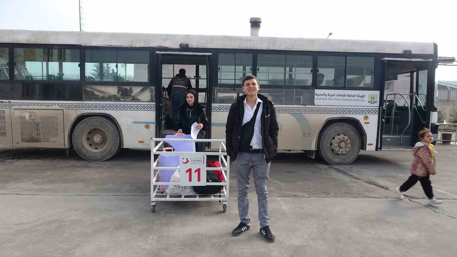Suriyelilerin gönüllü geri dönüşü sürüyor 5 suriyelilerin gonullu geri donusu suruyor 1 JLdQAXDt