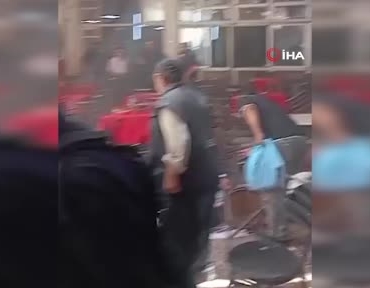 suriyenin-baskenti-samda-adalet-sarayi-yakinindaki-bir-kafede-patlama-meydana-geldi-F8fAs8NW.jpg
