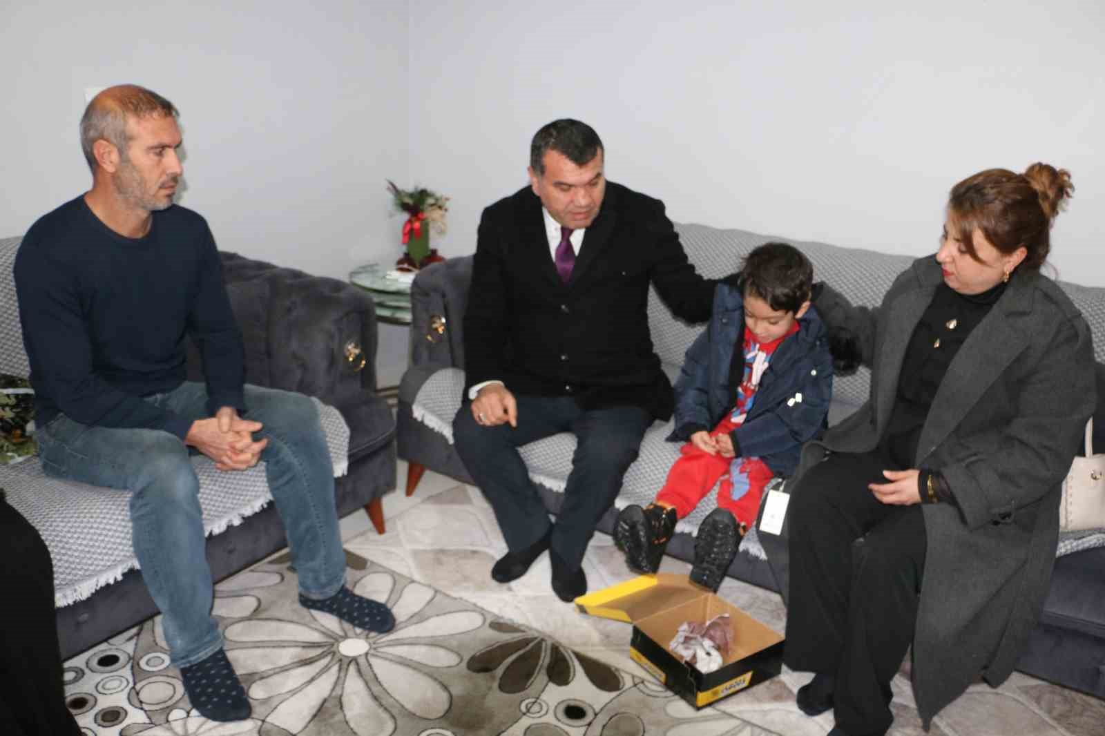 surlu cocuklardan devlet bahceliye tesekkur 4 2vBpfuvS