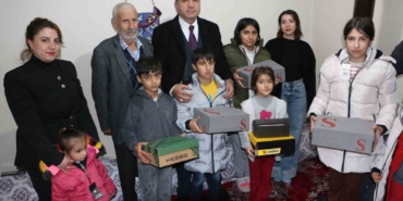 surlu-cocuklardan-devlet-bahceliye-tesekkur-Ebw684xh.jpg
