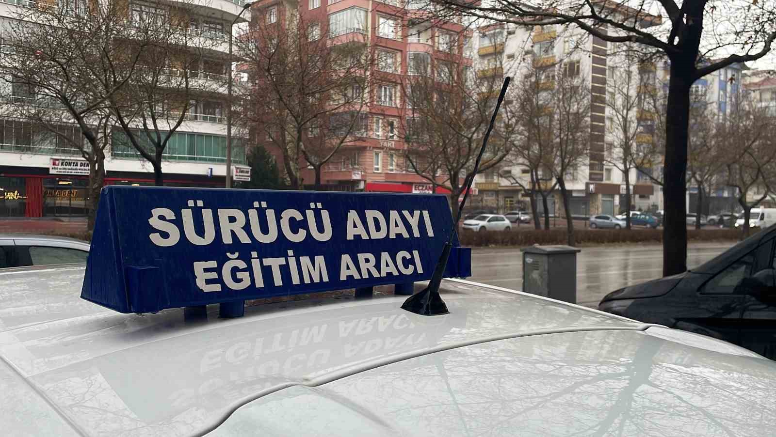 suruculere yollarda gorunmeyen gizli tehlike uyarisi 2 4941ipUK