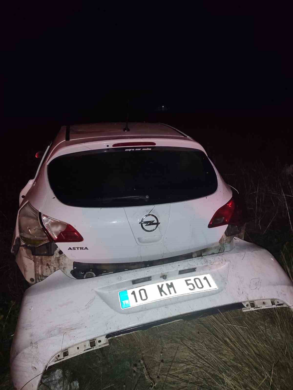 susurlukta trafik kazasi 1 yarali 3 RXQAylIP