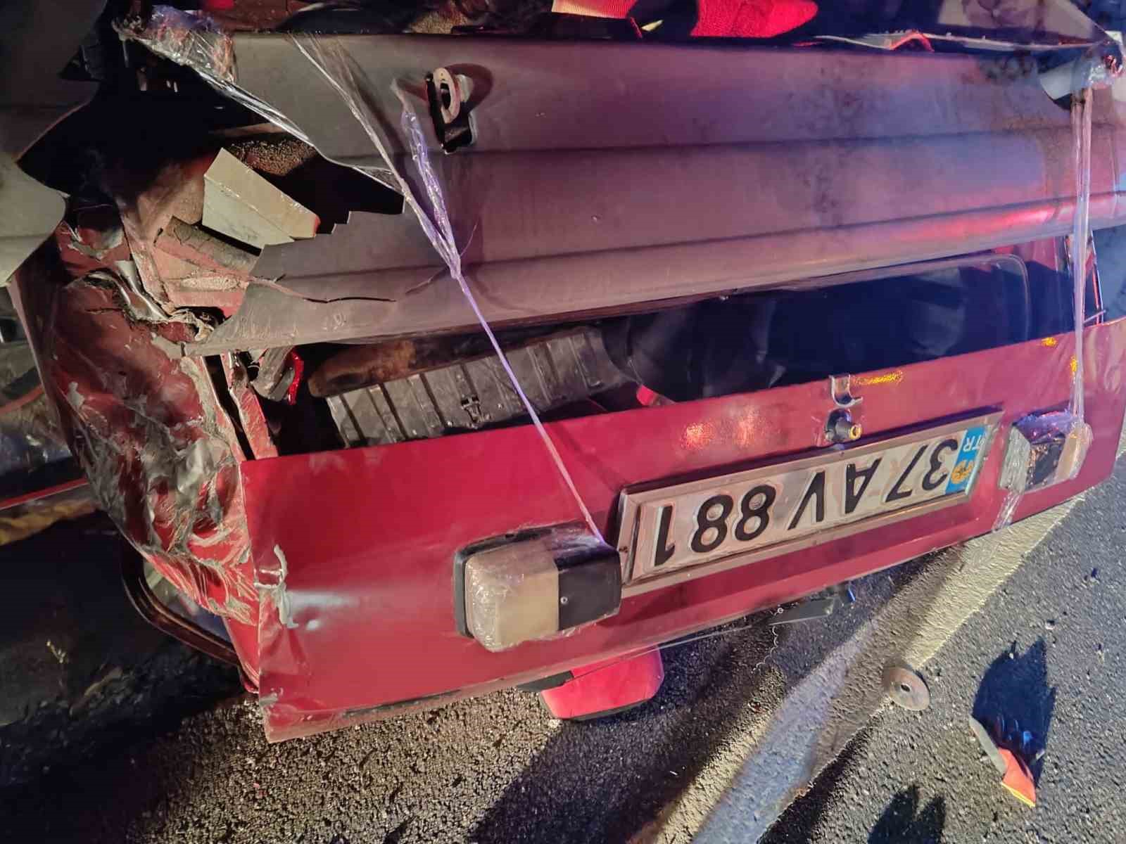 susurlukta trafik kazasi 1i cocuk 5 yarali 0 ye1UkaPp