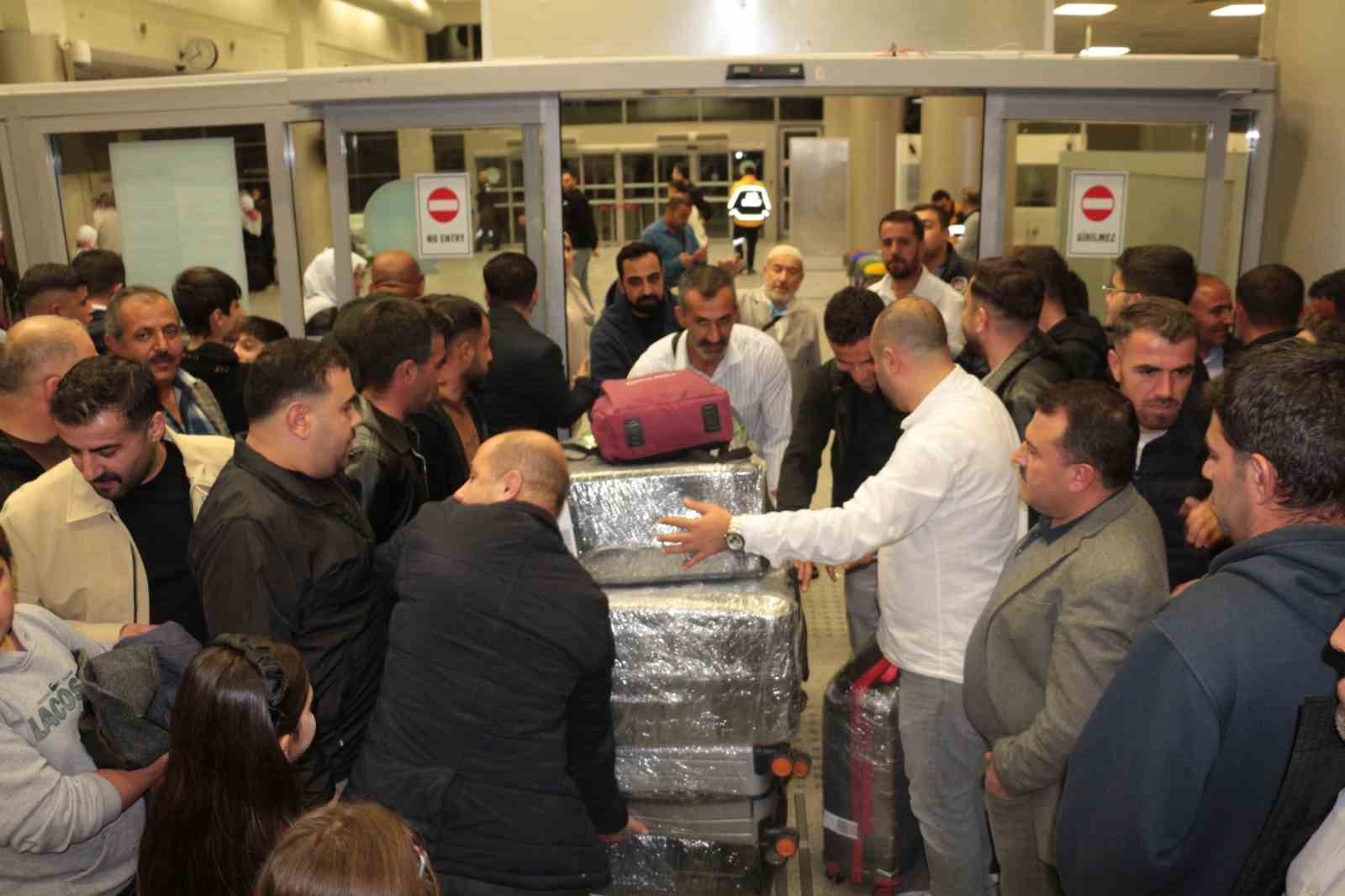 suudi arabistandan sirnaka ilk ucak seferi gerceklesti 1 YLJ2ahOP