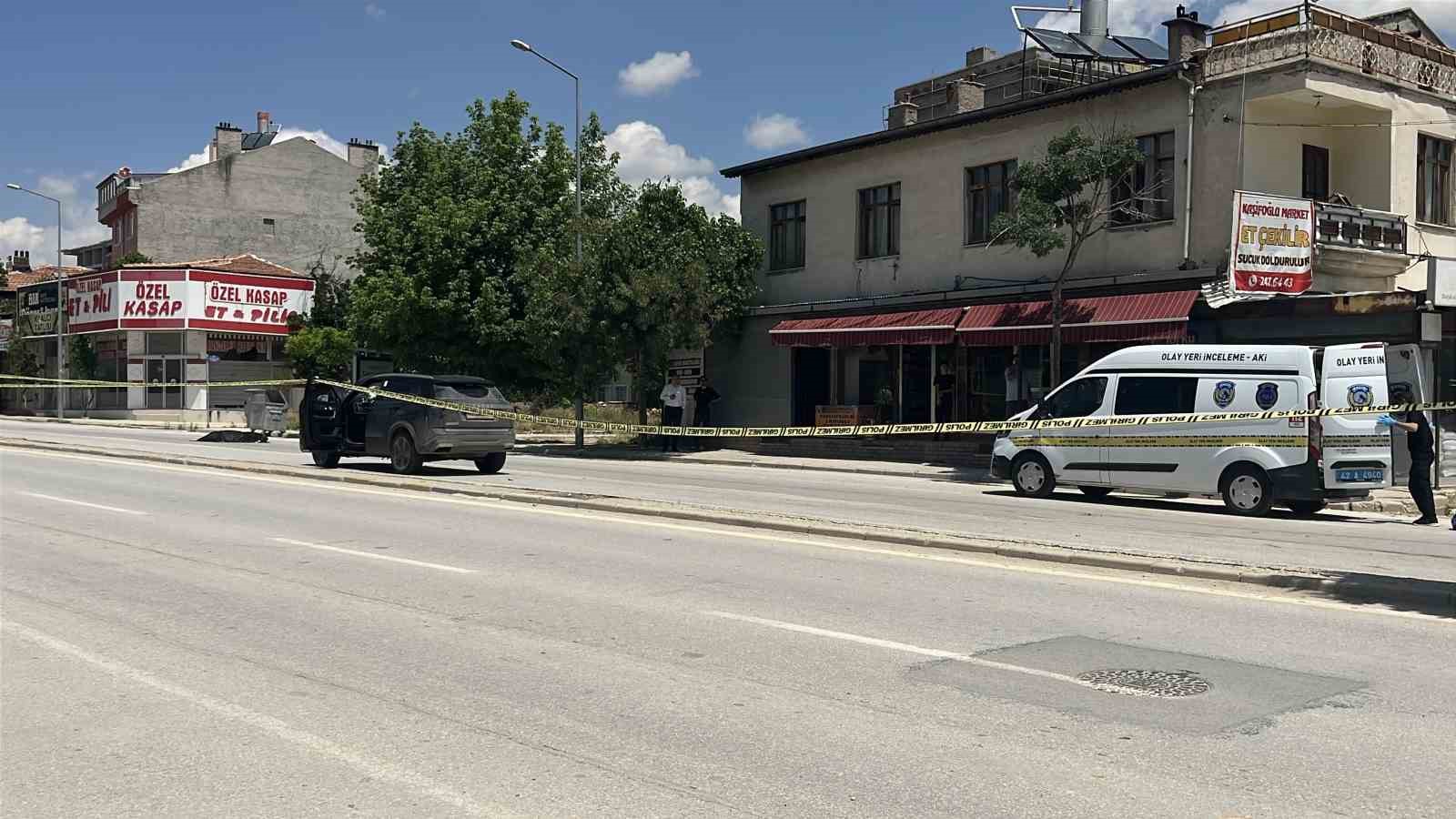SUV aracın çarptığı yaya hayatını kaybetti 7 suv aracin carptigi yaya hayatini kaybetti 3 EB9IkNcD