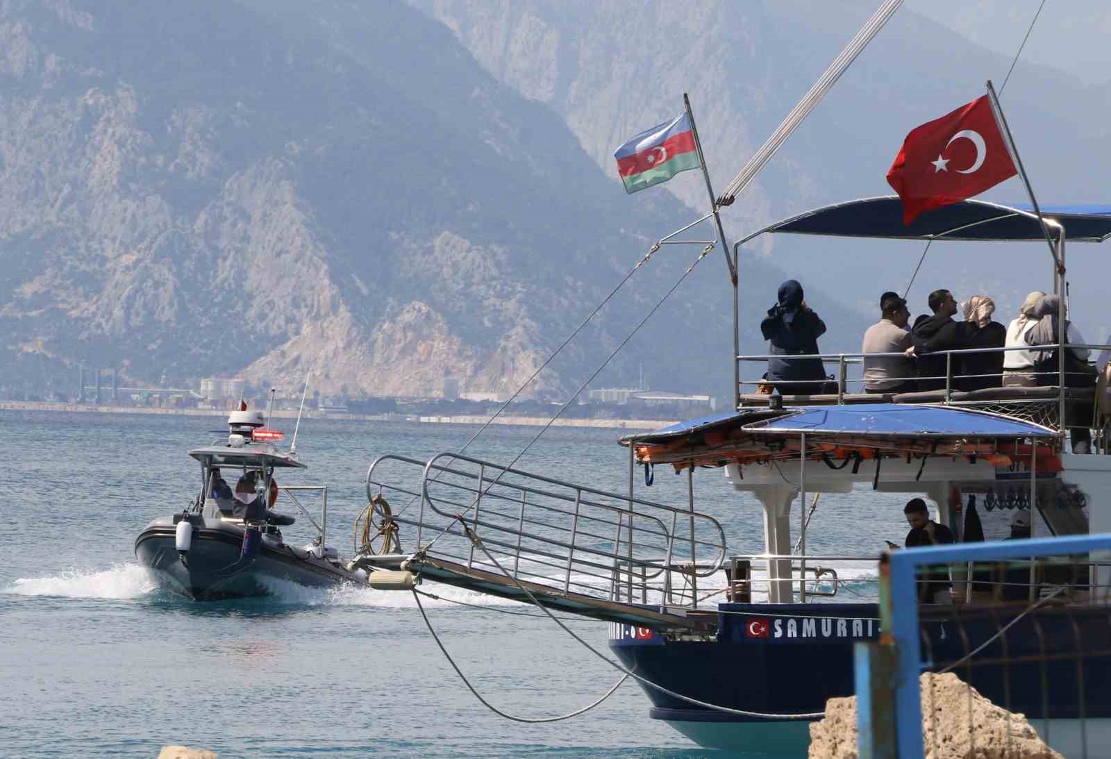 suyun altini ustune getiriyor can kurtarmak icin saniyelerle yarisiyorlar 6 wln1l9VC